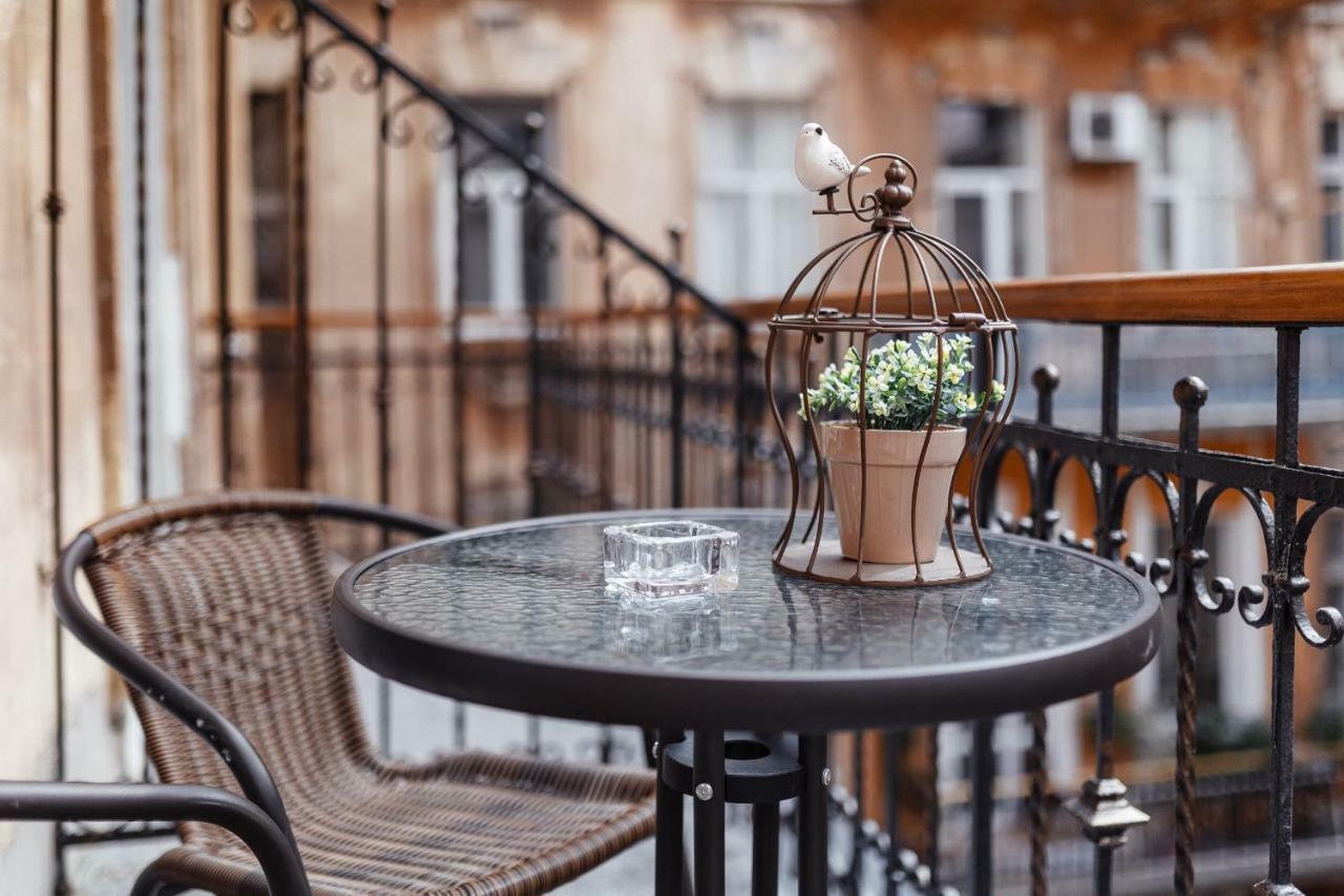 Central Barkar Apartments Odessa Dış mekan fotoğraf