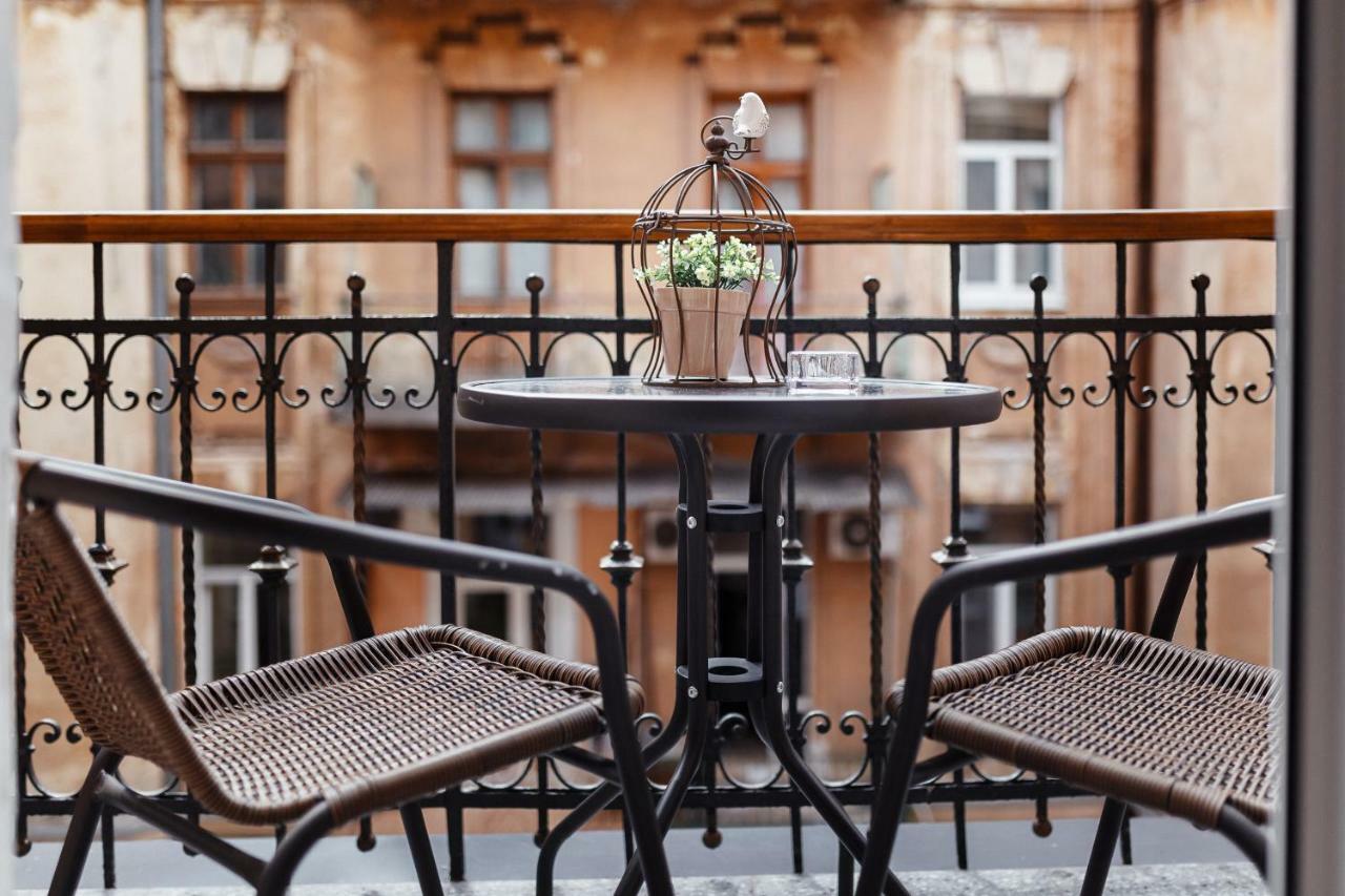Central Barkar Apartments Odessa Dış mekan fotoğraf