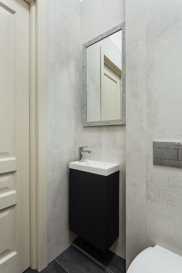 Central Barkar Apartments Odessa Dış mekan fotoğraf