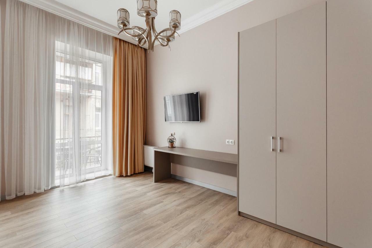 Central Barkar Apartments Odessa Dış mekan fotoğraf