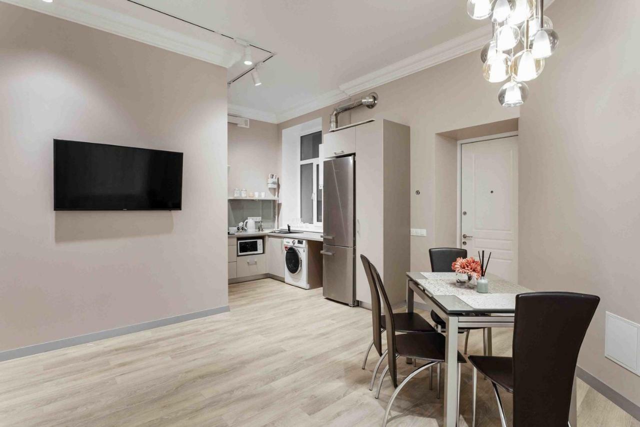 Central Barkar Apartments Odessa Dış mekan fotoğraf