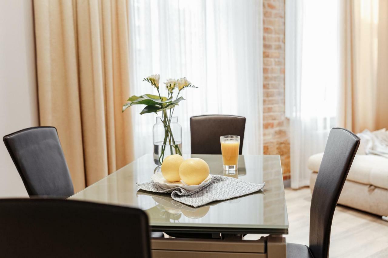 Central Barkar Apartments Odessa Dış mekan fotoğraf